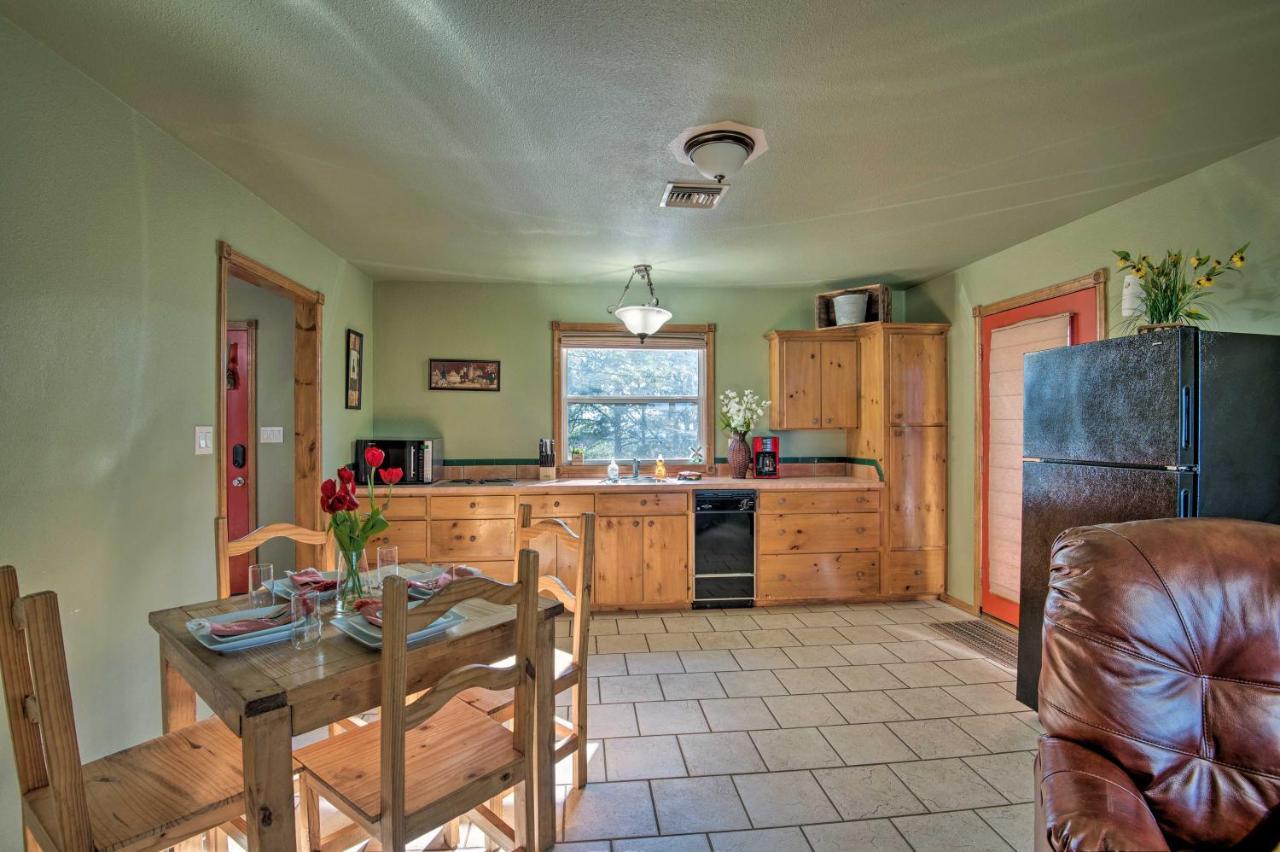 Broken Bow Cottage With Deck, Hot Tub And Fire Pit! Exteriér fotografie