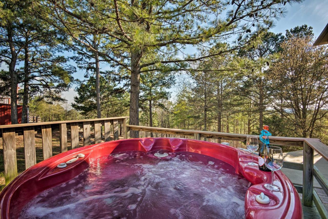Broken Bow Cottage With Deck, Hot Tub And Fire Pit! Exteriér fotografie