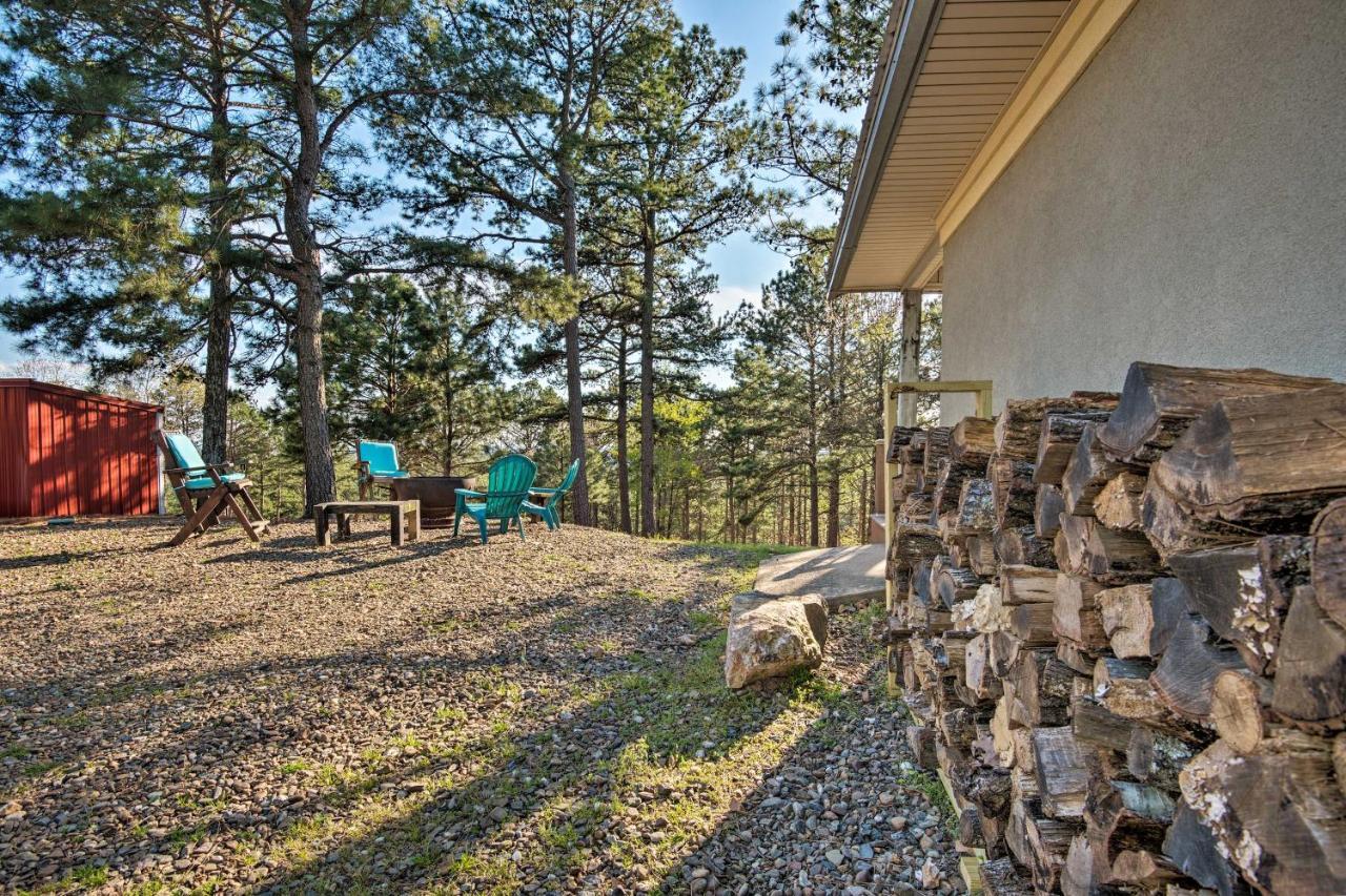 Broken Bow Cottage With Deck, Hot Tub And Fire Pit! Exteriér fotografie