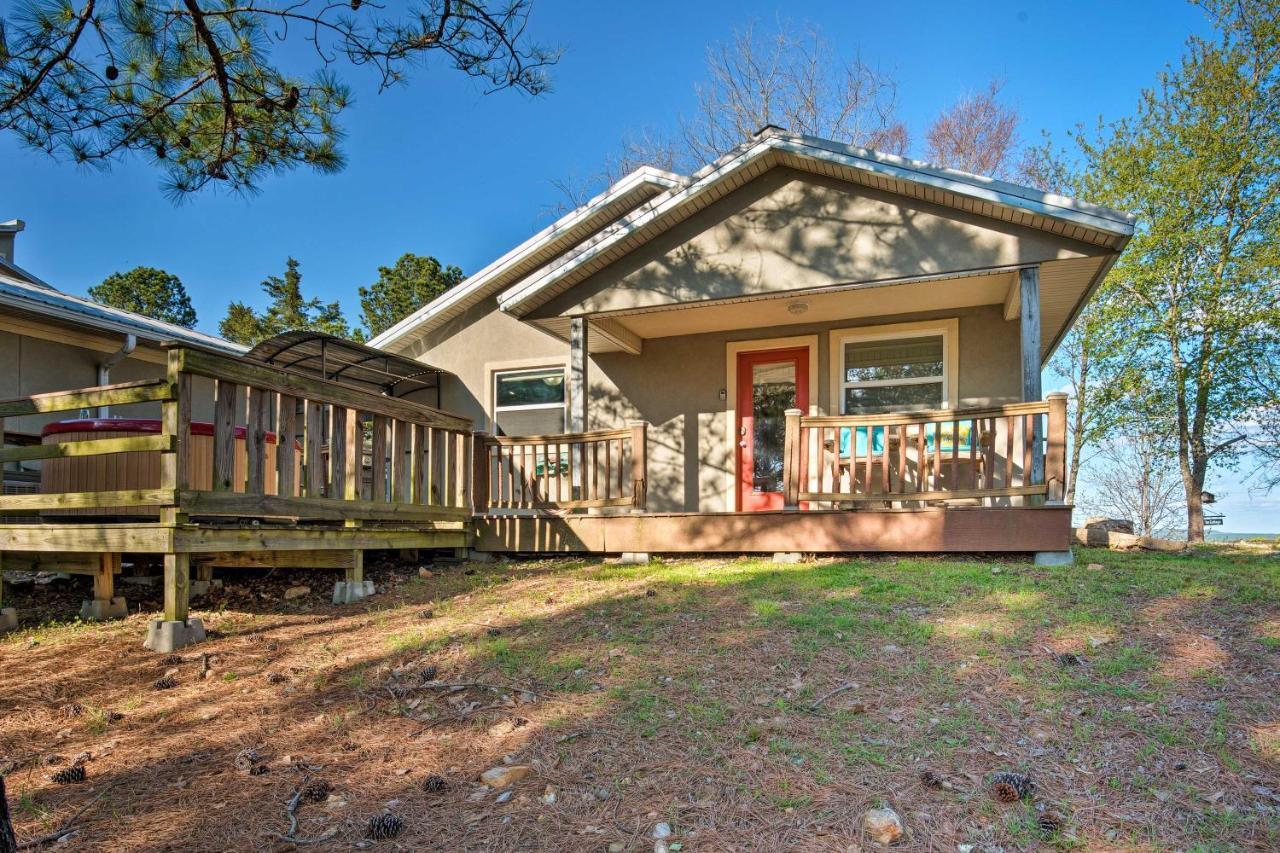 Broken Bow Cottage With Deck, Hot Tub And Fire Pit! Exteriér fotografie